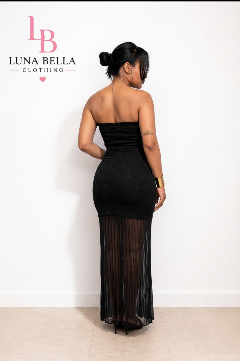 Vestido negro strapless elegante - vista trasera